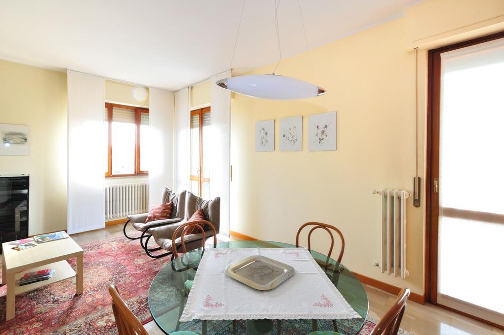Brianza Relax Apartment Besana in Brianza Стая снимка